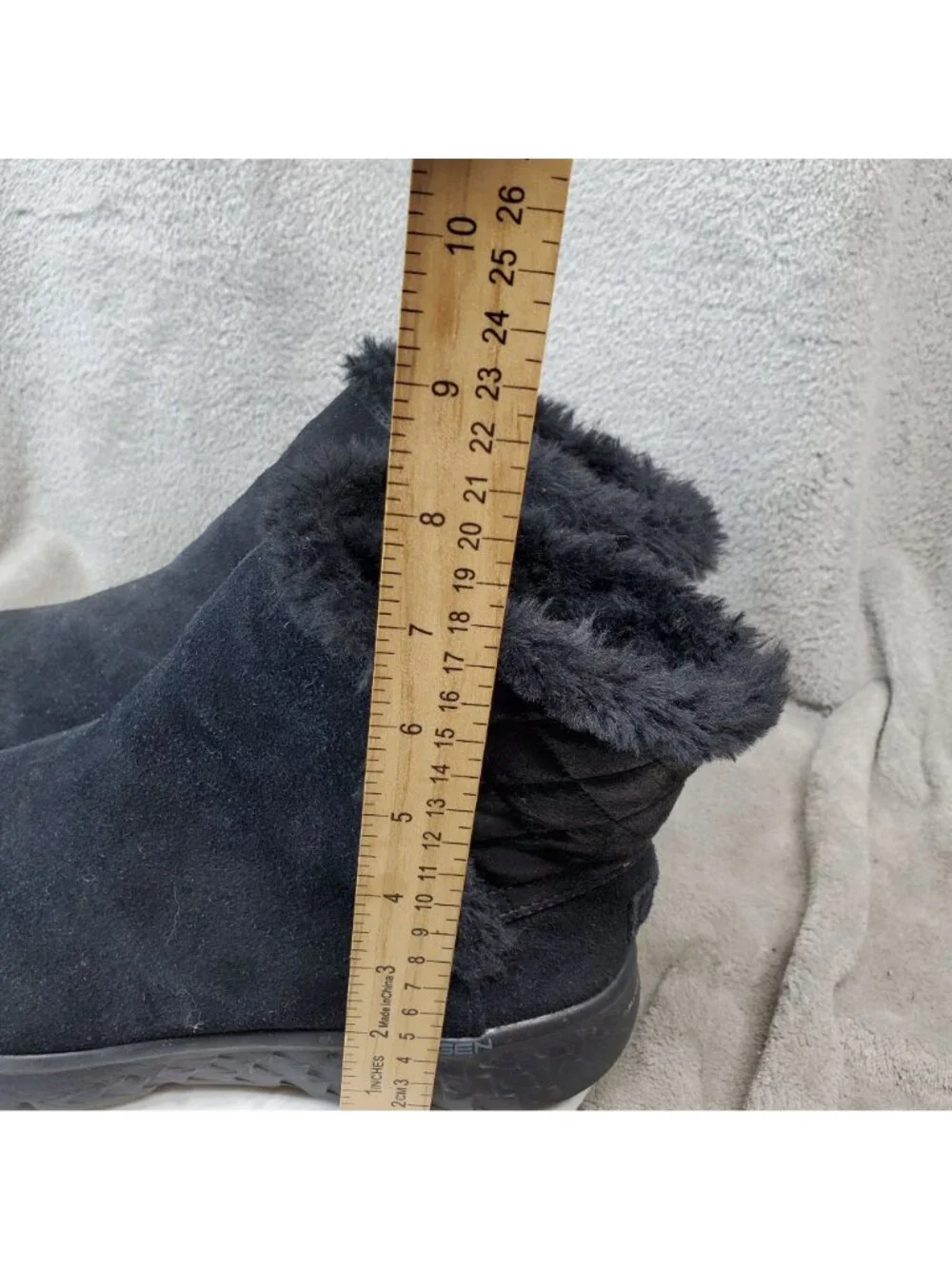 Skechers Shoes Womens Size 10 Cozies Black Suede & Faux Fur Winter Boots *Read*